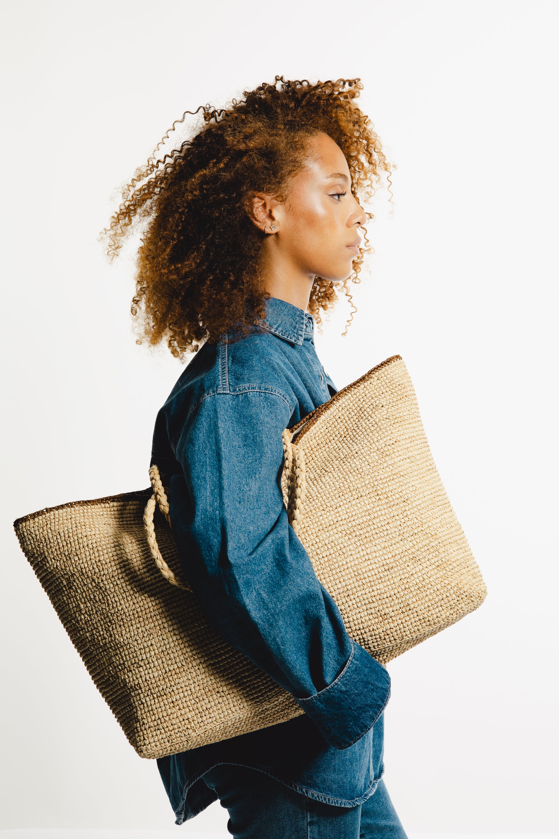 Soubik - Timeless Oversized Raffia Bag