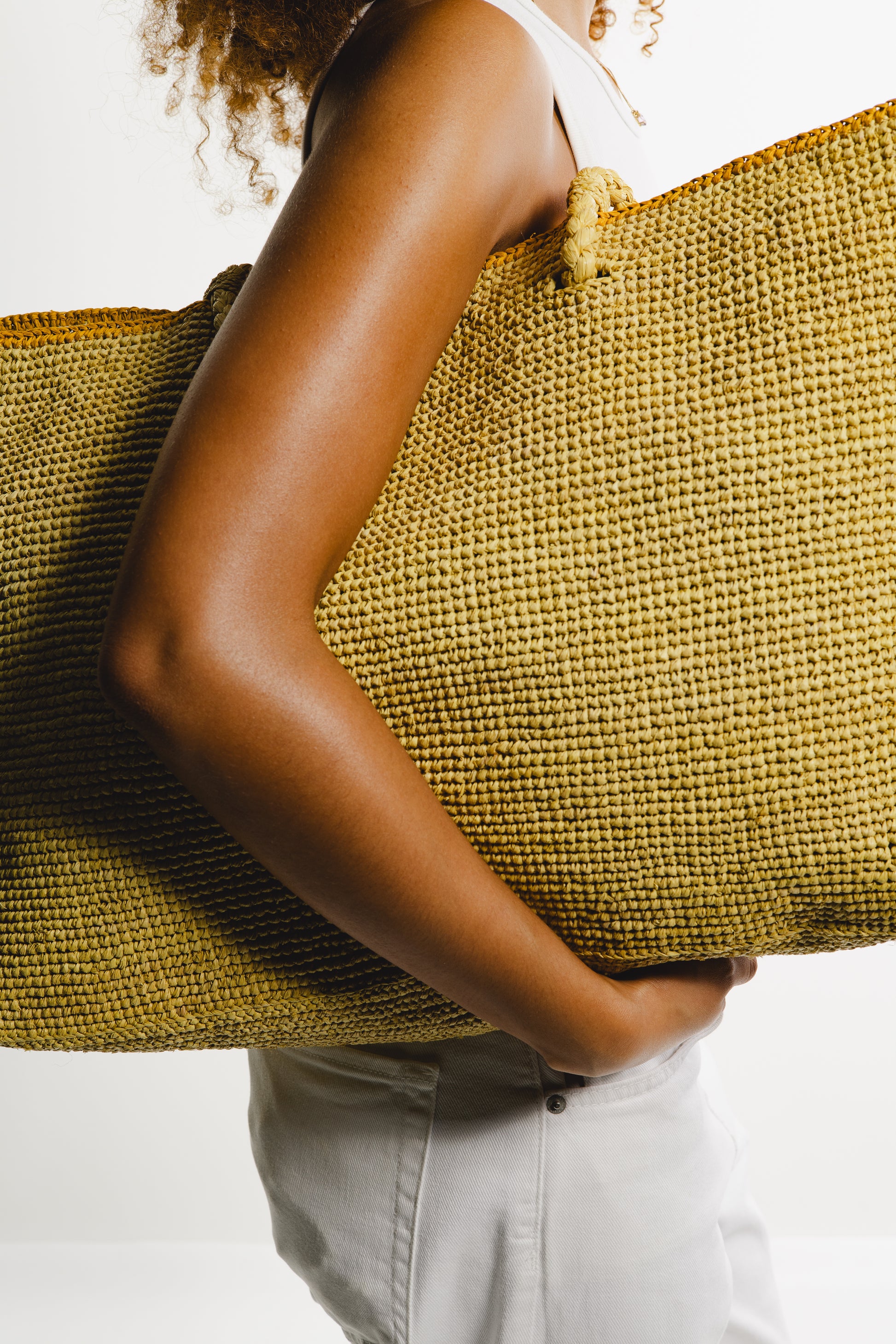 Soubik - Timeless Oversized Raffia Bag